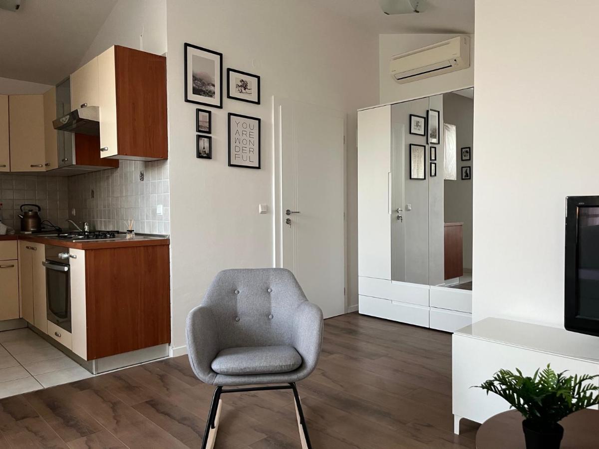 Studio Apartment Elena Zara Esterno foto