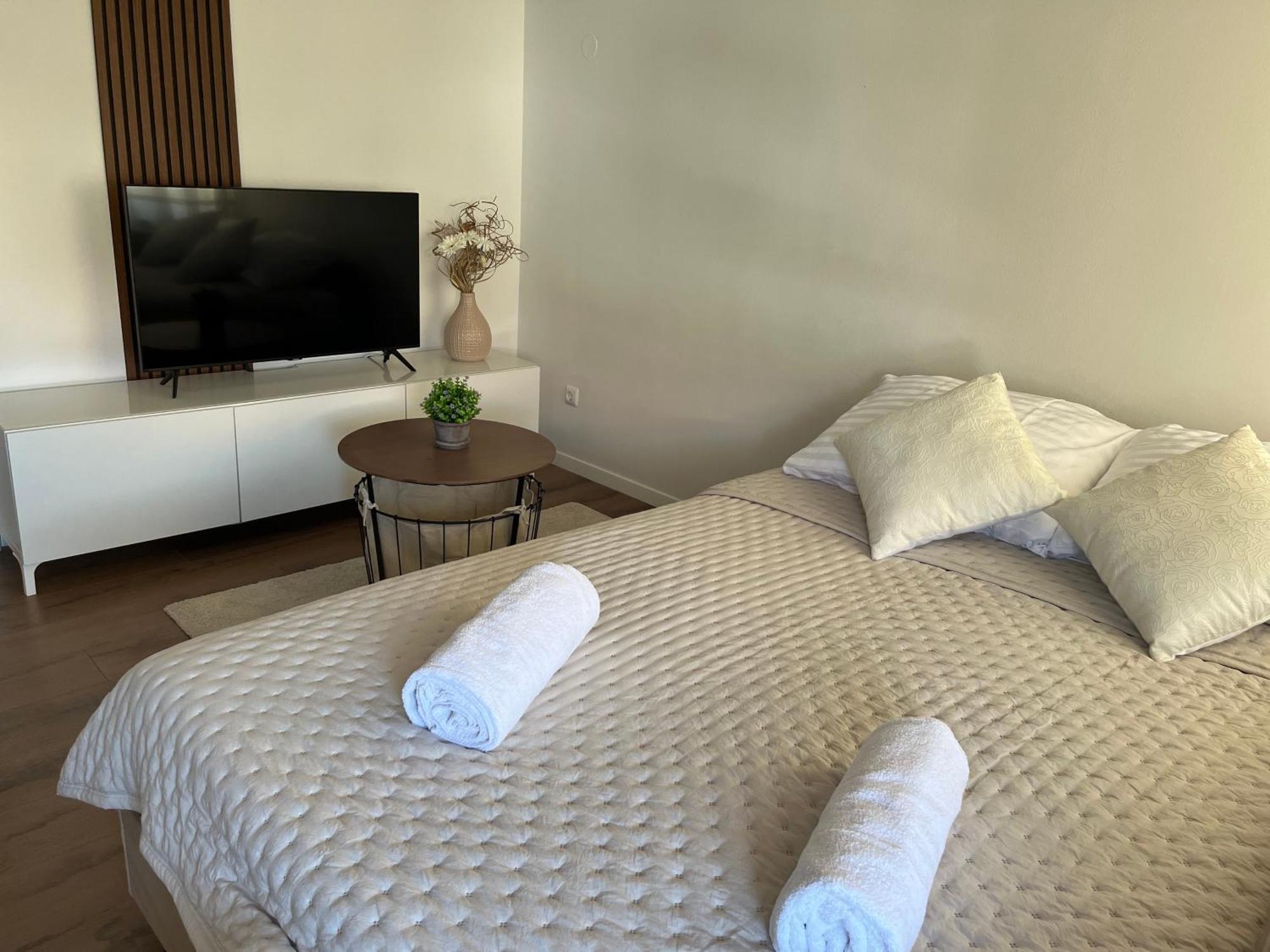 Studio Apartment Elena Zara Esterno foto